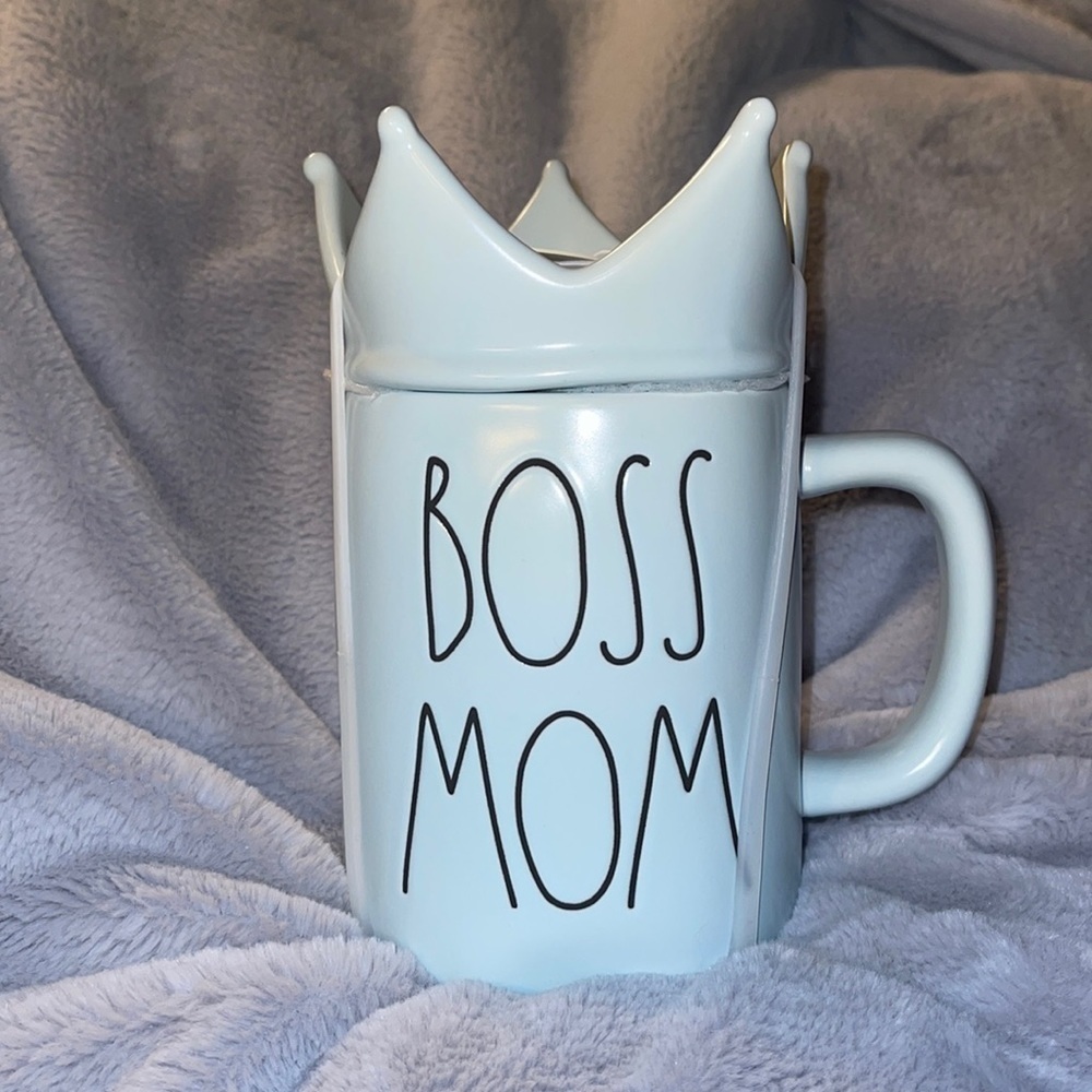 Rae Dunn RARE “Boss Mom” w/a Crown Lid /Light Blue
